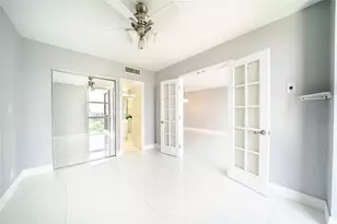 20379 W Country Club Dr, Aventura, FL 33180 - Photo 10