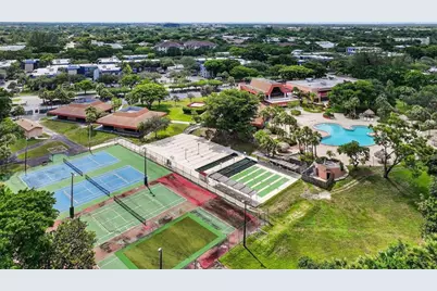 3170 Holiday Springs Boulevard #205, Pompano Beach, FL 33063 - Photo 44