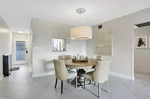 2802 Victoria Way, Coconut Creek, FL 33066 - Photo 8