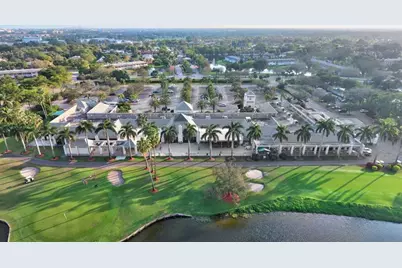 2802  Victoria Way, Unit #E2, Coconut Creek, FL 33066 - Photo 32