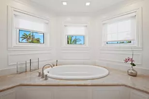 81 S Island Dr, Ocean Ridge, FL 33435 - Photo 30