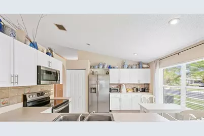 18055  Mambo Dr, Boca Raton, FL 33496 - Photo 4