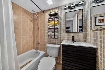 2660 NE 8th Ave, Unit #208, Wilton Manors, FL 33334 - Photo 22