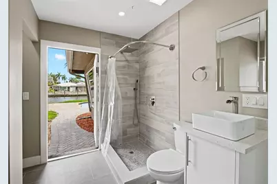 121  Almar Dr, Wilton Manors, FL 33334 - Photo 32