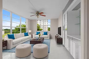 605 Oaks Dr, Pompano Beach, FL 33069 - Photo 2