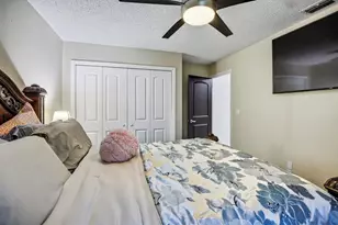 1210 NW 193rd Ave, Pembroke Pines, FL 33029 - Photo 22