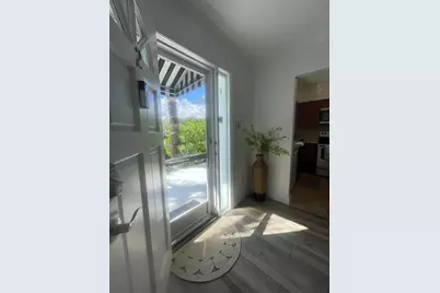 2708 NE 14th Street Cswy, Unit #2, Pompano Beach, FL 33062 - Photo 12
