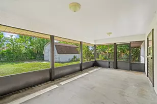 341 NW Curry St, Port Saint Lucie, FL 34983 - Photo 16