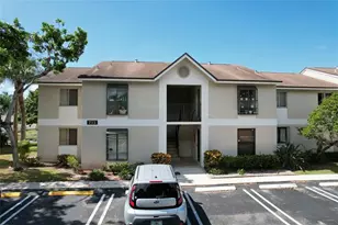 715 Gardens Dr, Pompano Beach, FL 33069 - Photo 1