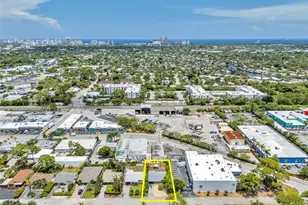 2108 NE 11th Ave, Wilton Manors, FL 33305 - Photo 28