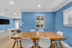 2108 NE 11th Ave, Wilton Manors, FL 33305 - Photo 10