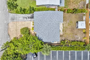 2108 NE 11th Ave, Wilton Manors, FL 33305 - Photo 26