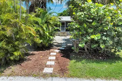 30461  Poinciana Rd, Big Pine Key, FL 33043 - Photo 1
