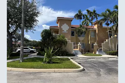 7921 NW 6th St, Unit #201, Pembroke Pines, FL 33024 - Photo 2