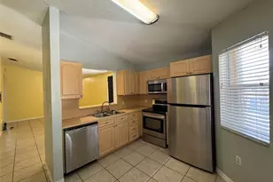 7921 NW 6th St, Pembroke Pines, FL 33024 - Photo 10