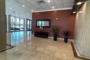 400 Kings Point Dr, Sunny Isles Beach, FL 33160 - Photo 38