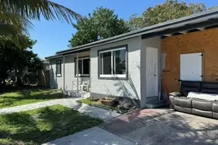 4741 NE 14th Ave, Pompano Beach, FL 33064 - Photo 4