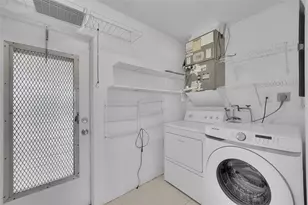 6606 NW 59th St, Tamarac, FL 33321 - Photo 22