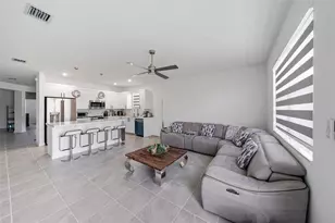 2325 SE 29th Ct, Homestead, FL 33035 - Photo 14