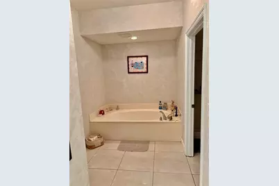 7727  Southampton Ter, Unit #202, Tamarac, FL 33321 - Photo 6