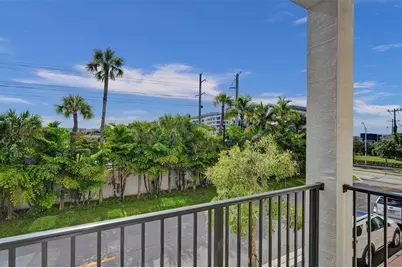 8001 NW 41st St, Unit #F-109, Doral, FL 33166 - Photo 44