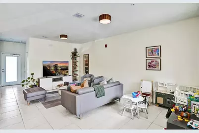 8001 NW 41st St, Unit #F-109, Doral, FL 33166 - Photo 16