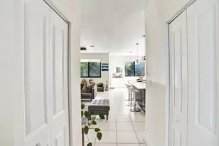 8001 NW 41st St, Doral, FL 33166 - Photo 10