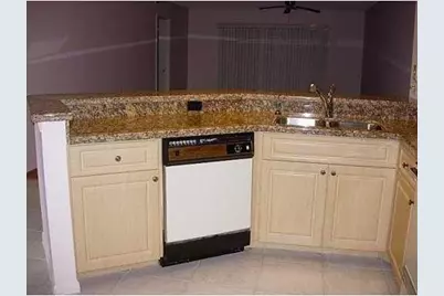 2205 S Cypress Bend Dr, Unit #307, Pompano Beach, FL 33069 - Photo 4