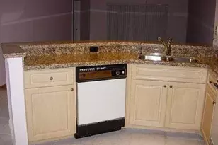 2205 S Cypress Bend Dr, Pompano Beach, FL 33069 - Photo 4