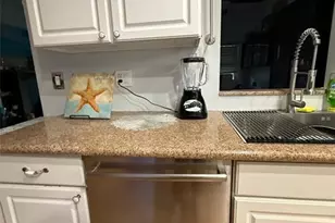 7024 NW 63 St, Tamarac, FL 33321 - Photo 26