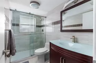 2015 NE 32nd Ct, Pompano Beach, FL 33064 - Photo 2