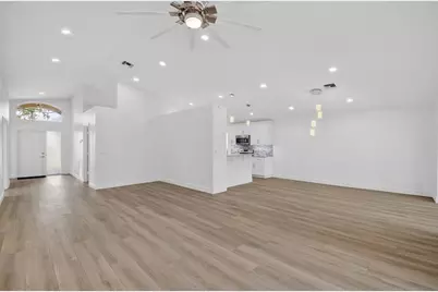 5891  Royal Isles Blvd, Boynton Beach, FL 33437 - Photo 8