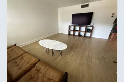 2424 NE 9th St, Unit #208, Fort Lauderdale, FL 33304 - Photo 20