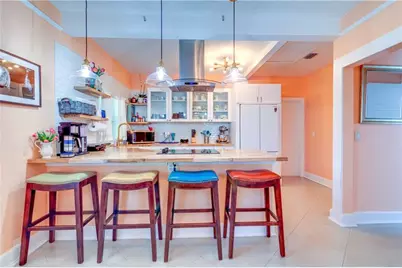 1870 NW 19th St #Front, Miami, FL 33125 - Photo 4