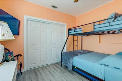 1870 NW 19th St #Front, Miami, FL 33125 - Photo 14