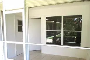 804 SE 7th St, Deerfield Beach, FL 33441 - Photo 2