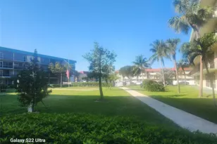 804 SE 7th St, Deerfield Beach, FL 33441 - Photo 12