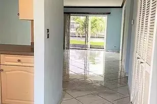 1100 Pine Dr, Pompano Beach, FL 33060 - Photo 10