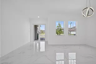 4421 SW 123rd Ln, Davie, FL 33330 - Photo 6