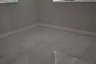 4805 NW 35th St, Lauderdale Lakes, FL 33319 - Photo 8