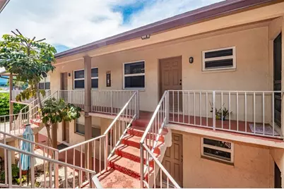 2175 SE 6 St, Unit #L, Pompano Beach, FL 33062 - Photo 1