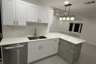 744 SW Carmelite St, Port Saint Lucie, FL 34983 - Photo 12