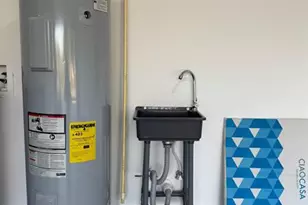 744 SW Carmelite St, Port Saint Lucie, FL 34983 - Photo 10