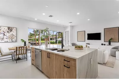 171 SE 4th Ct, Pompano Beach, FL 33060 - Photo 12