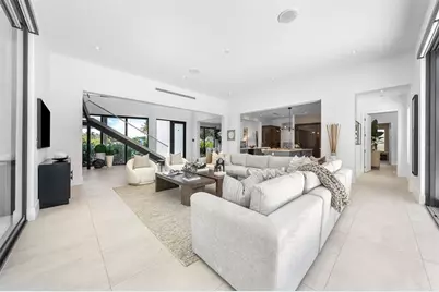 2500  Middle River Drive, Fort Lauderdale, FL 33305 - Photo 8