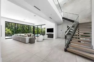 2500 Middle River Dr, Fort Lauderdale, FL 33305 - Photo 14