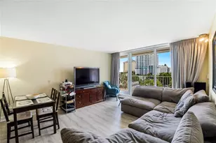 524 Orton Ave, Fort Lauderdale, FL 33304 - Photo 6