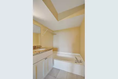 3530  Mystic Pointe Dr, Unit #2308, Aventura, FL 33180 - Photo 80