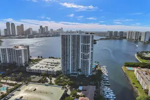 3530 Mystic Pointe Dr, Aventura, FL 33180 - Photo 22