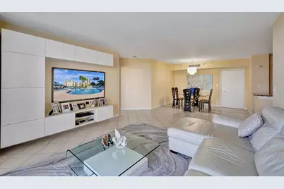 3530  Mystic Pointe Dr, Unit #2308, Aventura, FL 33180 - Photo 4